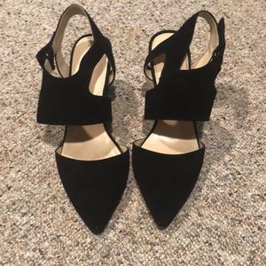 Adrienne Vittadini size 7 suede black heels